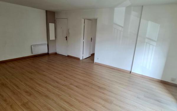 Appartement à louer    3 pièces • 57 m2 Tourcoing