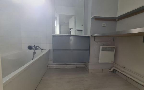 Appartement à louer    3 pièces • 57 m2 Tourcoing