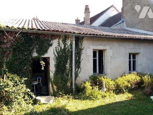 Maison 5 pièces. Jardin