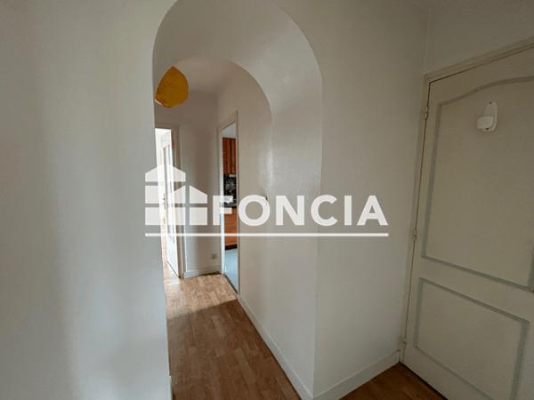 Location Appartement 3 pièces 59.56 m² - RESIDENCE LE MARRONNIER - 6 RUE DE LA TRANCHEE Poitiers 86000