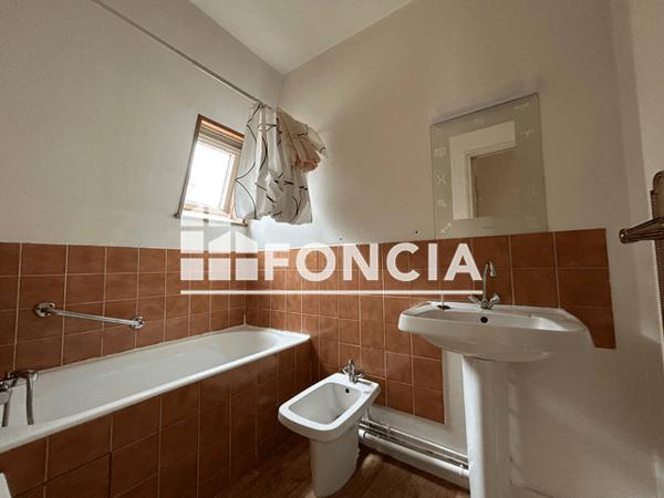 Location Appartement 3 pièces 59.56 m² - RESIDENCE LE MARRONNIER - 6 RUE DE LA TRANCHEE Poitiers 86000