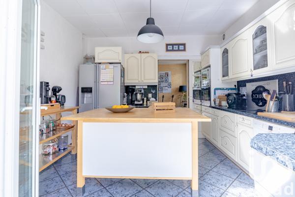 Maison à vendre 9 pièces 200 m² Villeneuve-Saint-Georges