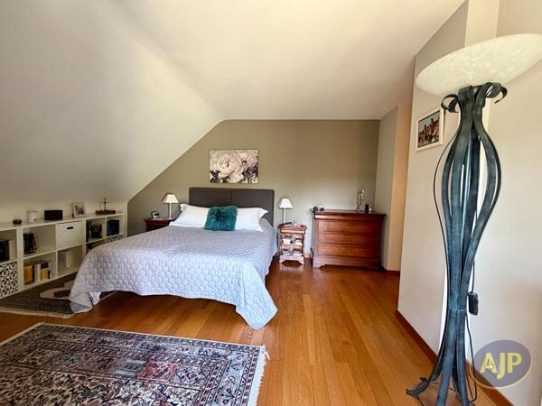 Maison à vendre Orvault - 7 pièces, 167m² avec 5 chambre(s) à 535 000€ - AJP Immobilier Sautron