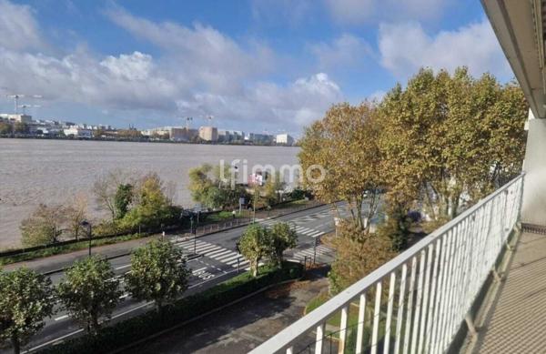 Appartement T3 85 m² Parking