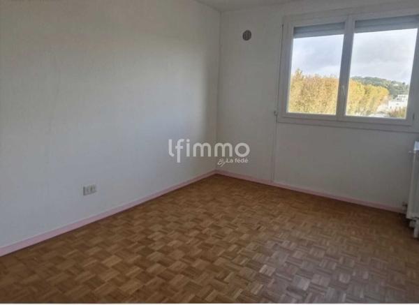 Appartement T3 85 m² Parking