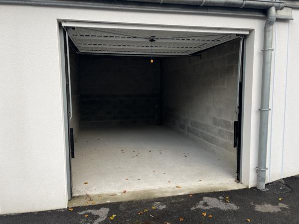 Quimper (29000) Kerfeunteun - Garage fermé de 17 m² édifié en 2023