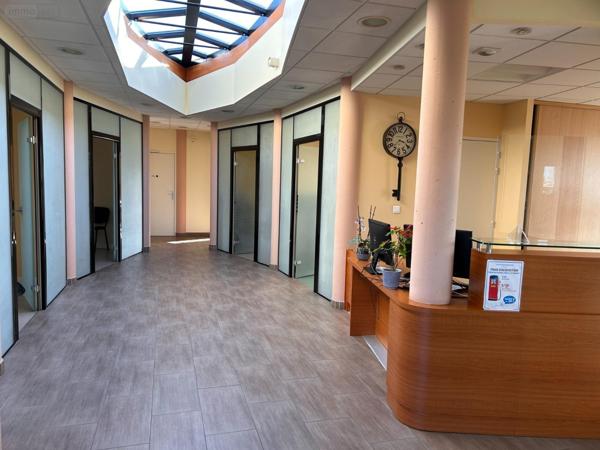 Bureaux à vendre à Genillé dans l'Indre-et-Loire (37460), ref : 37089/2023/02 Bureaux à vendre à Genillé dans l'Indre-et-Loire (37460), ref : 37089/2023/02