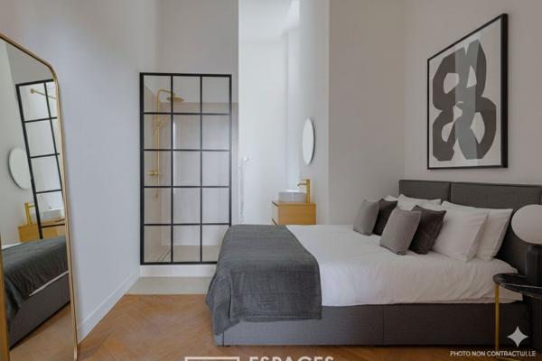 Appartement bourgeois entièrement rénové en plein coeur du quartier Ainay