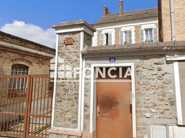 Location Studio 22.3 m² - 20 RUE DU GENERAL LECLERC Corbeil-essonnes 91100