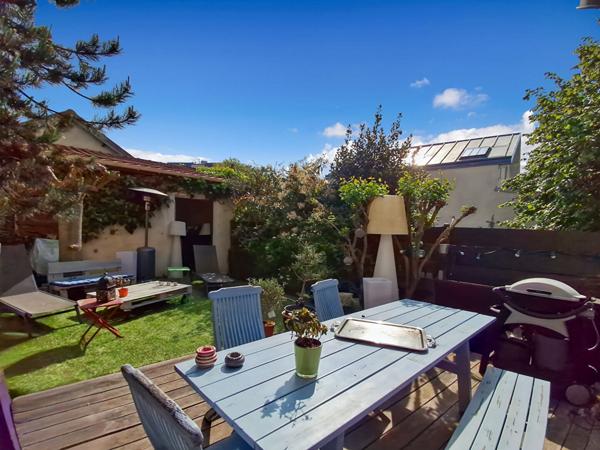 Maison Suresnes 6 pièce(s) 168.21 m2 - 4 chambres