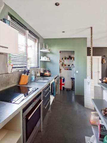 Maison Suresnes 6 pièce(s) 168.21 m2 - 4 chambres