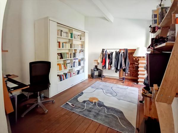 Maison Suresnes 6 pièce(s) 168.21 m2 - 4 chambres