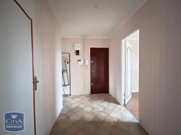 Appartement à louer 4 pièces 78.94m²