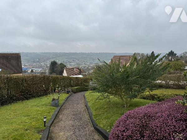 Maison 110m² Au calme Bien entretenue