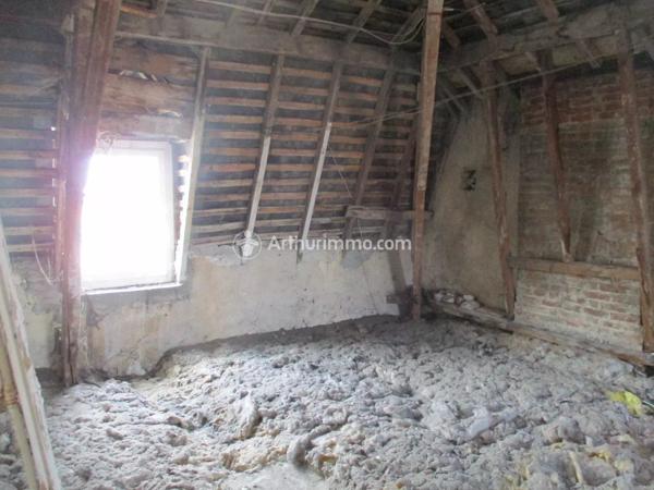 Vente Immeuble 8 pièces 180 m2 à Saint-Jean-d'Angély