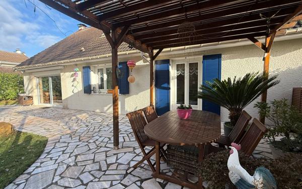 Maison à vendre    7 pièces • 166 m2 Le Plessis-Trévise