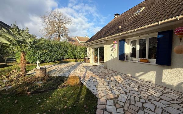 Maison à vendre    7 pièces • 166 m2 Le Plessis-Trévise