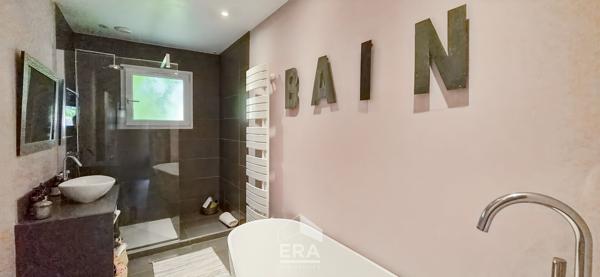 EYSINES CENTRE - Maison plain-pied 130m² sur 600m² de parcelle en 2e ligne - Calme