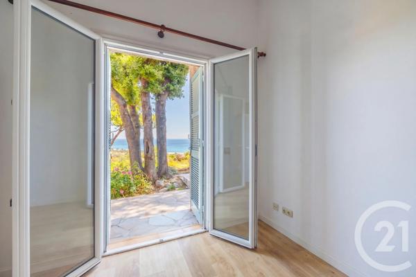 Maison à vendre  5 pièces - 162 m 2   ZONZA  - 201