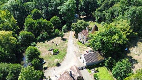 La Milesse (72650) Propriété de campagne avec étangs