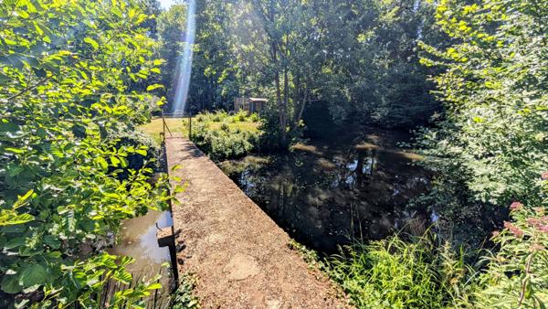 La Milesse (72650) Propriété de campagne avec étangs