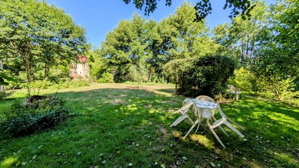 La Milesse (72650) Propriété de campagne avec étangs