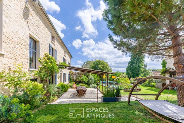 Maison en pierre, piscine, jardin bucolique et potentiel d’exception dans le Vexin