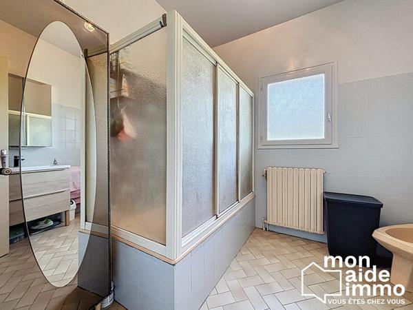 Proche Limoges, maison sur sous sol, 3 chambres, terrain