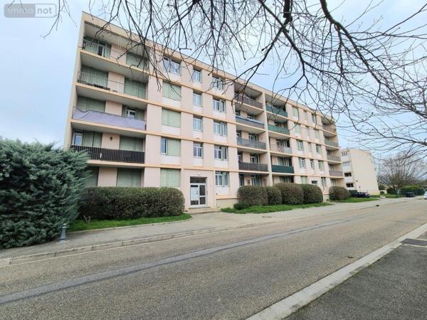 Appartement à vendre à Pierrelatte dans la Drôme (26700), ref : 26060-833