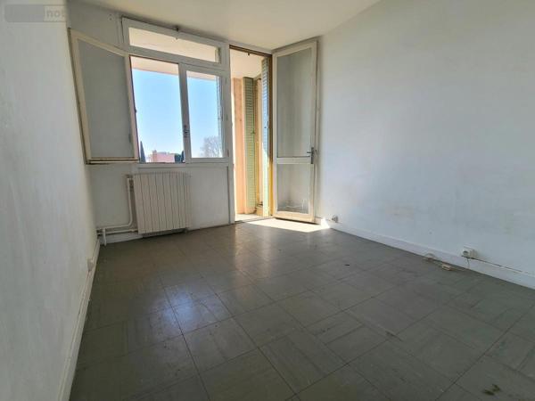 Appartement à vendre à Pierrelatte dans la Drôme (26700), ref : 26060-833