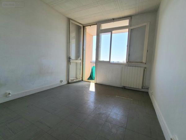 Appartement à vendre à Pierrelatte dans la Drôme (26700), ref : 26060-833