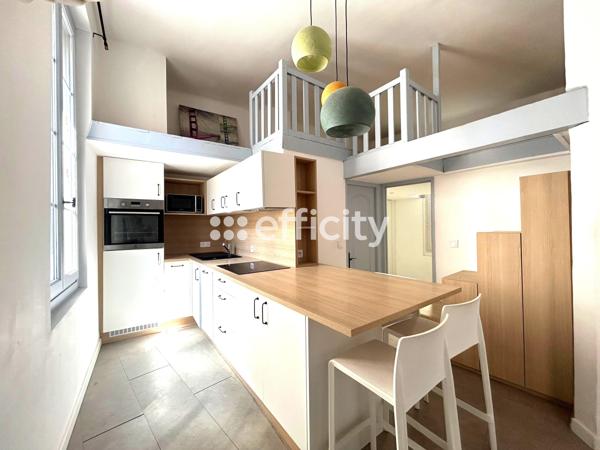 Appartement
         2 pièces
        - 49 m² 260 000 € *