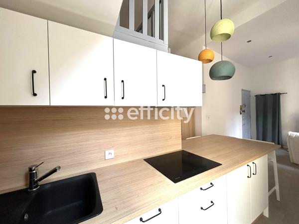 Appartement
         2 pièces
        - 49 m² 260 000 € *