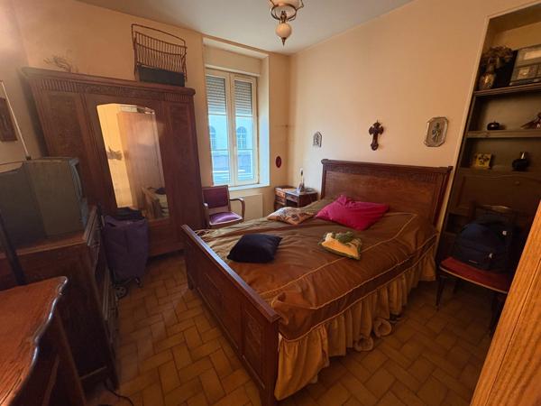 APPARTEMENT LOUE 50M2 RDC