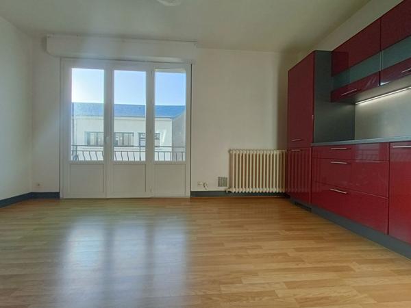 Appartement Tours avec balcon et terrasse