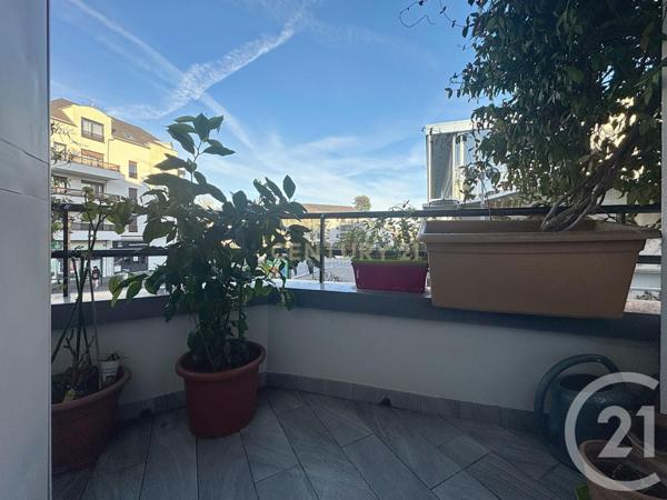 Appartement F3 à vendre  3 pièces - 59,15 m2 NOISY LE GRAND - 93
