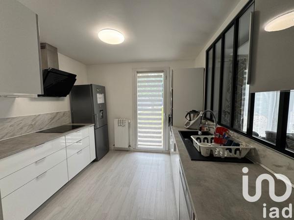 Maison à vendre 5 pièces 95 m² Vert-Saint-Denis