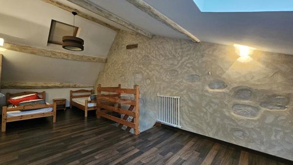 Location Maison de village 3 pièces 77 m2 à Morestel