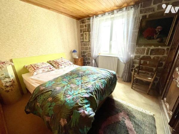 Propriété d’Exception au Pied de la Tour d’Apcher – Lozère (48200)