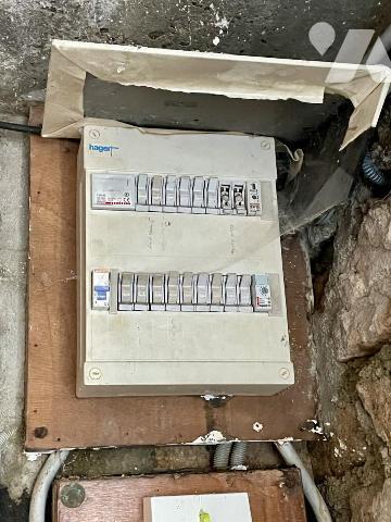 Propriété d’Exception au Pied de la Tour d’Apcher – Lozère (48200)