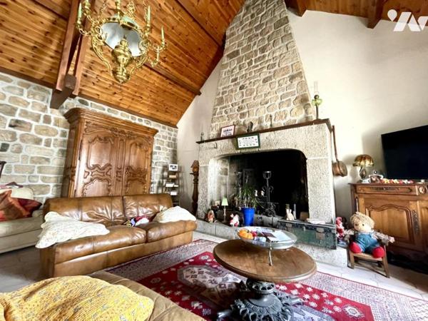 Propriété d’Exception au Pied de la Tour d’Apcher – Lozère (48200)