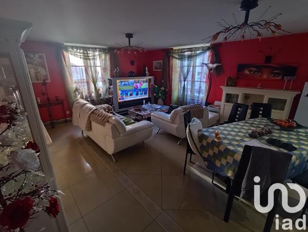 Appartement 4 pièces de 119 m² à Étampes (91150)