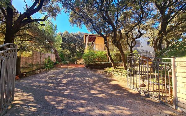 Maison à vendre    4 pièces •  Bezouce