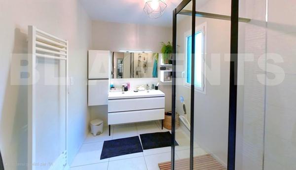 Ideal pour une famille et poser ces valises