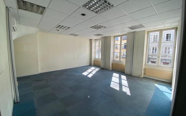 Maison à vendre    11 pièces •  Alençon