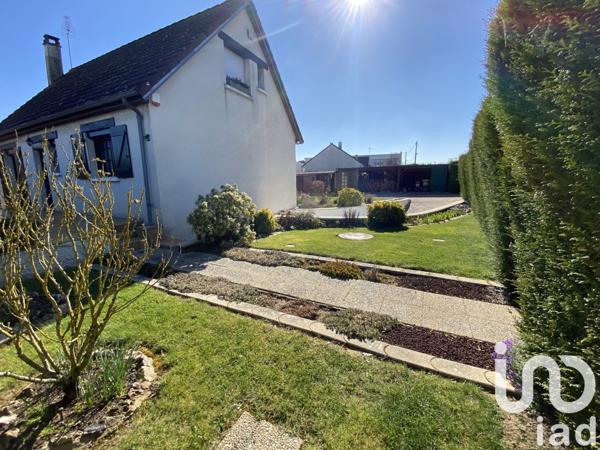 Maison traditionnelle 4 pièces de 85 m² à Breteuil (27160)