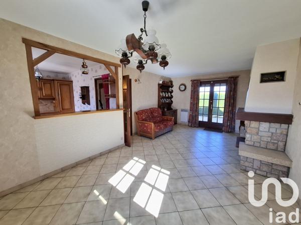 Maison traditionnelle 4 pièces de 85 m² à Breteuil (27160)