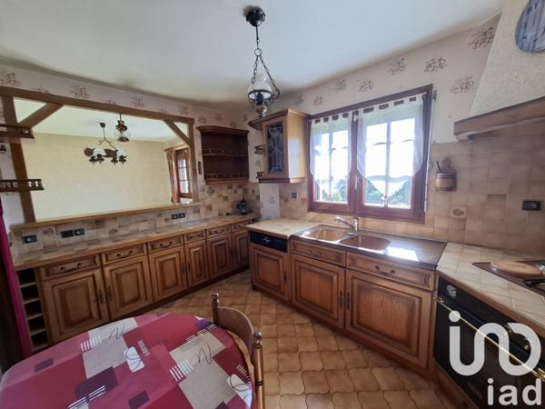 Maison traditionnelle 4 pièces de 85 m² à Breteuil (27160)