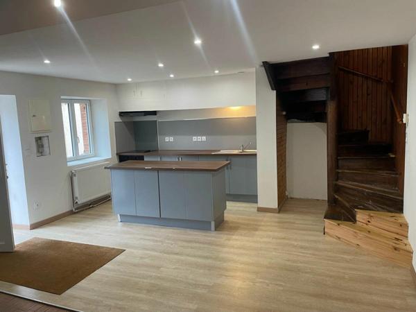 Maison à louer  4 pièces • 79 m2 Molières