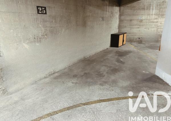Parking à vendre 12 m² Paris 15